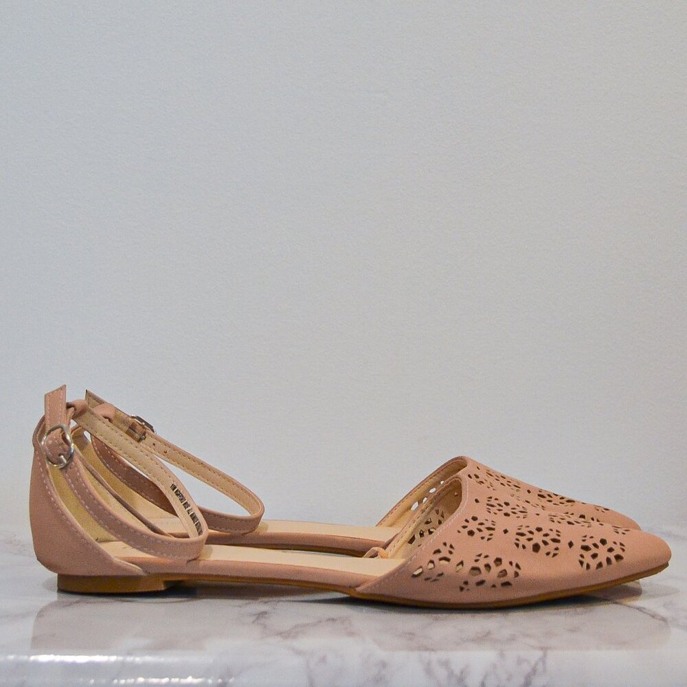 NICOLE | NUDE LASER CUT FLATS
